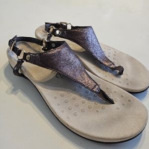 Vionic brown bronze strappy sandal